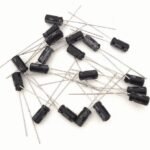 Capacitor Electrolítico 100UF 35v